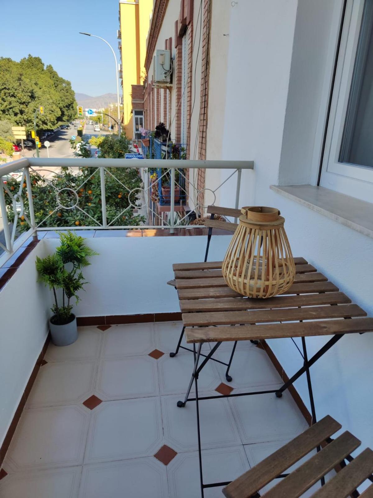 Wintowinrentals Your Home Steps From The Center Málaga Exterior foto